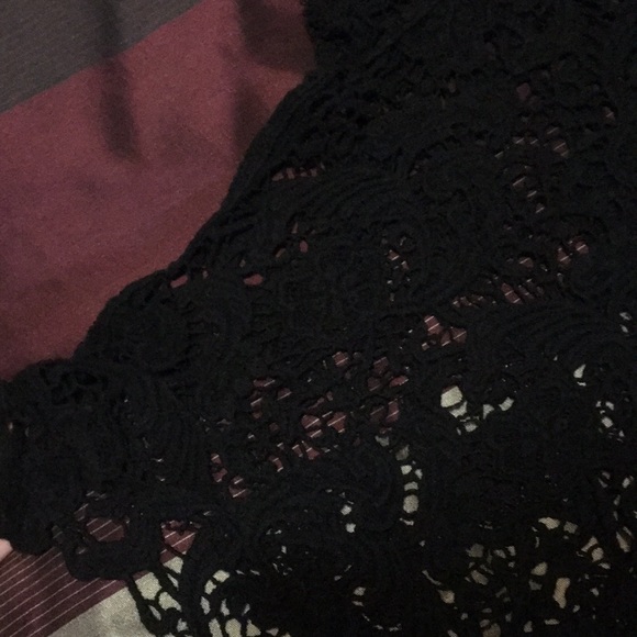Dressy Lace shirt - Picture 3 of 3